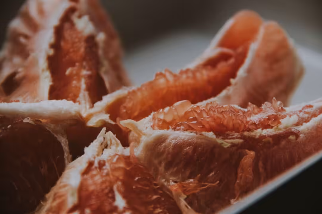 Sommeil et digestion : le fruit miracle recommandé par un médecin pour des nuits sereines